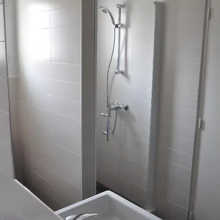 Hotel Autre 2*