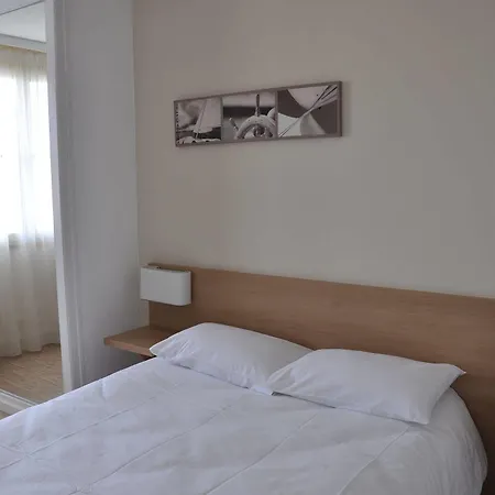 Hotel Autre 2*