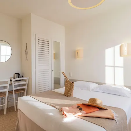 Hotel Autre 2*